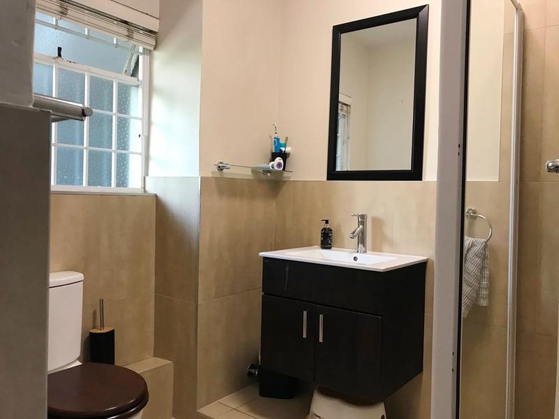 To Let 2 Bedroom Property for Rent in Tamboerskloof Western Cape